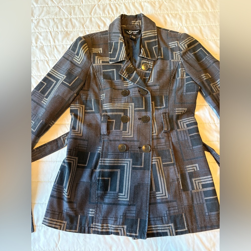 💥MoviNG sALe‼️SHARAGANO Studio Mini Trench Coat/Jacket .  Sz M